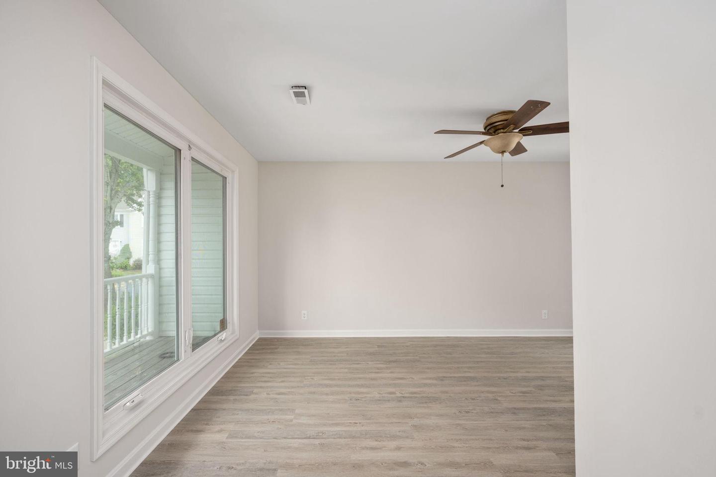 113 POWHATAN CT #105, STAFFORD, Virginia 22556, 2 Bedrooms Bedrooms, 7 Rooms Rooms,1 BathroomBathrooms,Residential,For sale,113 POWHATAN CT #105,VAST2041600 MLS # VAST2041600