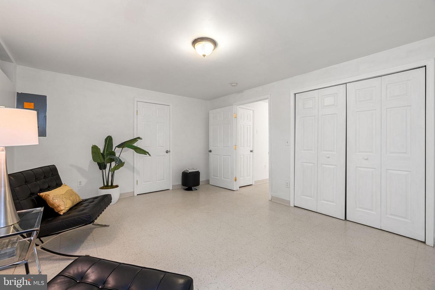 12124 WEDGEWAY PL, FAIRFAX, Virginia 22033, 2 Bedrooms Bedrooms, 4 Rooms Rooms,3 BathroomsBathrooms,Residential,For sale,12124 WEDGEWAY PL,VAFX2259762 MLS # VAFX2259762