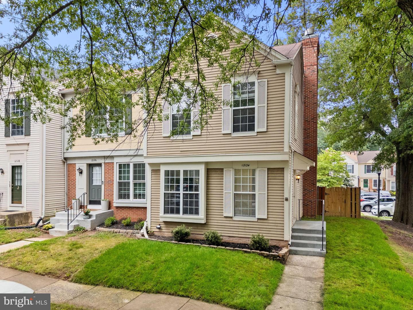 12124 WEDGEWAY PL, FAIRFAX, Virginia 22033, 2 Bedrooms Bedrooms, 4 Rooms Rooms,3 BathroomsBathrooms,Residential,For sale,12124 WEDGEWAY PL,VAFX2259762 MLS # VAFX2259762