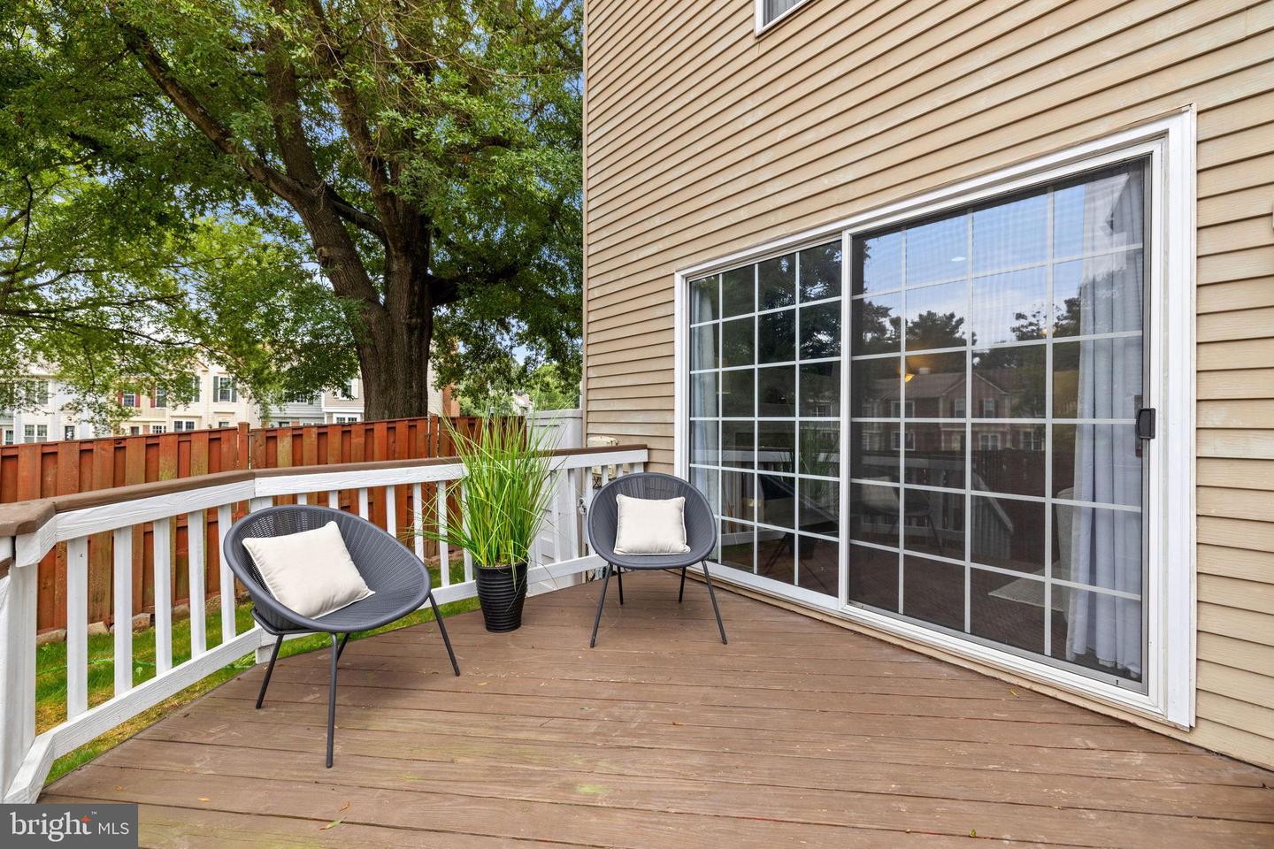 12124 WEDGEWAY PL, FAIRFAX, Virginia 22033, 2 Bedrooms Bedrooms, 4 Rooms Rooms,3 BathroomsBathrooms,Residential,For sale,12124 WEDGEWAY PL,VAFX2259762 MLS # VAFX2259762