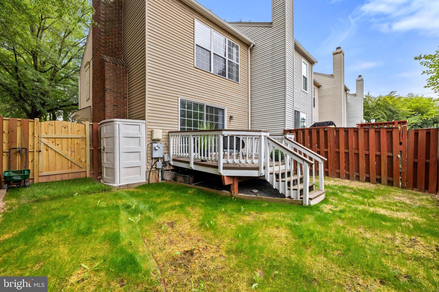 12124 WEDGEWAY PL, FAIRFAX, Virginia 22033, 2 Bedrooms Bedrooms, 4 Rooms Rooms,3 BathroomsBathrooms,Residential,For sale,12124 WEDGEWAY PL,VAFX2259762 MLS # VAFX2259762
