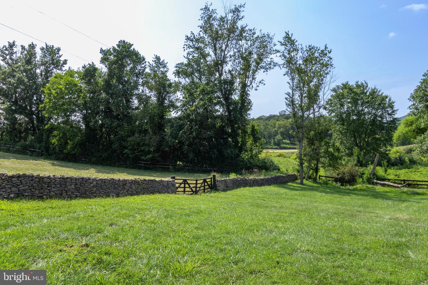 CLARENDON FARM DR, MARSHALL, Virginia 20115, ,Land,For sale,CLARENDON FARM DR,VAFQ2017880 MLS # VAFQ2017880