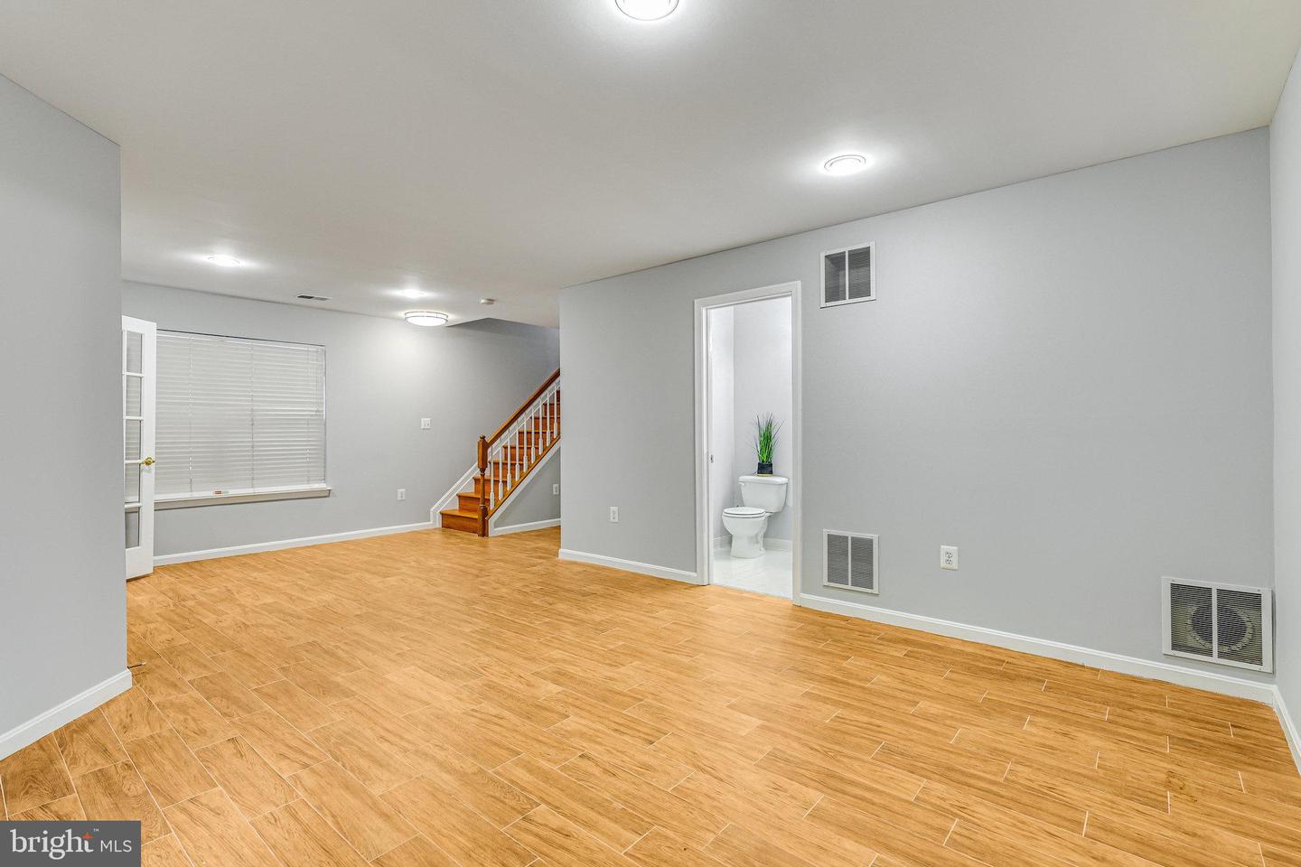 2964 KILDARE LN, FAIRFAX, Virginia 22031, 3 Bedrooms Bedrooms, ,2 BathroomsBathrooms,Residential,For sale,2964 KILDARE LN,VAFX2260000 MLS # VAFX2260000