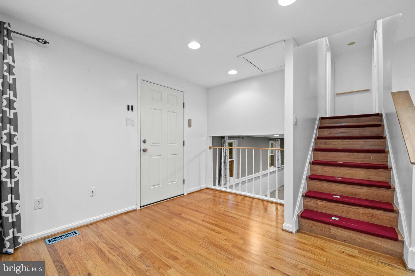 2653 FANIEUL HALL CT, OAK HILL, Virginia 20171, 3 Bedrooms Bedrooms, ,2 BathroomsBathrooms,Residential,For sale,2653 FANIEUL HALL CT,VAFX2260018 MLS # VAFX2260018