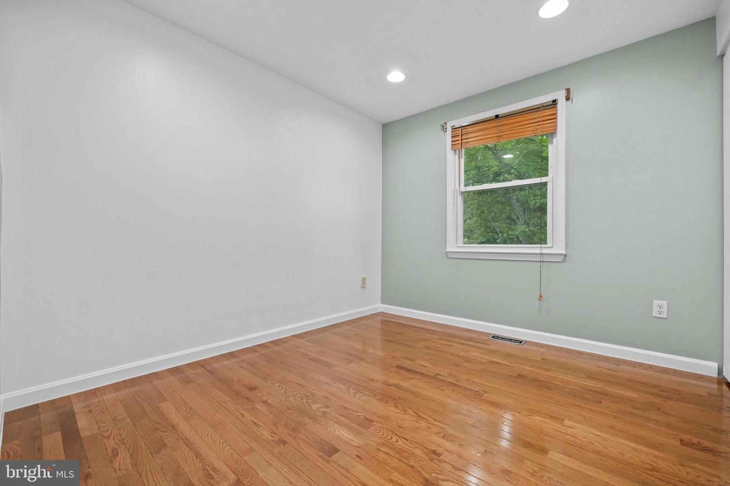 2653 FANIEUL HALL CT, OAK HILL, Virginia 20171, 3 Bedrooms Bedrooms, ,2 BathroomsBathrooms,Residential,For sale,2653 FANIEUL HALL CT,VAFX2260018 MLS # VAFX2260018