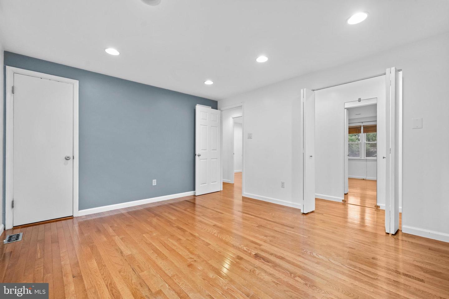 2653 FANIEUL HALL CT, OAK HILL, Virginia 20171, 3 Bedrooms Bedrooms, ,2 BathroomsBathrooms,Residential,For sale,2653 FANIEUL HALL CT,VAFX2260018 MLS # VAFX2260018