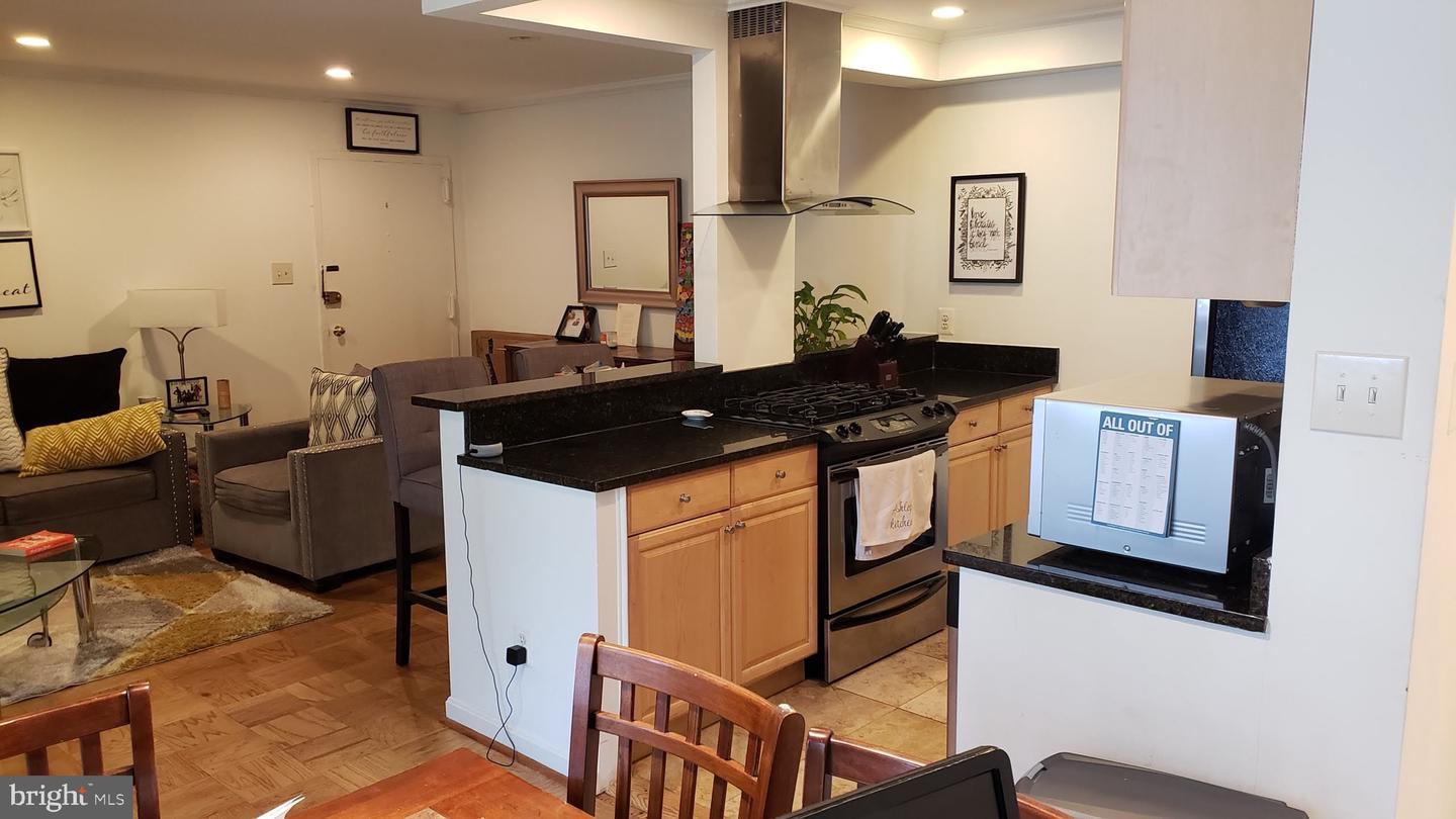 2911 CHARING CROSS RD #07/6, FALLS CHURCH, Virginia 22042, 1 Bedroom Bedrooms, ,1 BathroomBathrooms,Residential,For sale,2911 CHARING CROSS RD #07/6,VAFX2260022 MLS # VAFX2260022