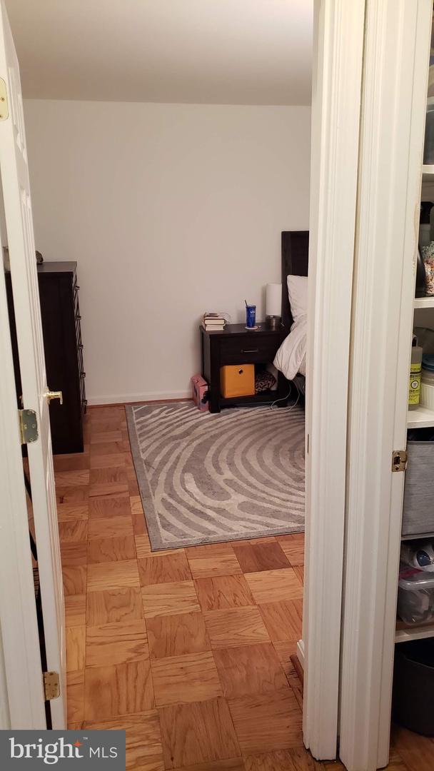 2911 CHARING CROSS RD #07/6, FALLS CHURCH, Virginia 22042, 1 Bedroom Bedrooms, ,1 BathroomBathrooms,Residential,For sale,2911 CHARING CROSS RD #07/6,VAFX2260022 MLS # VAFX2260022