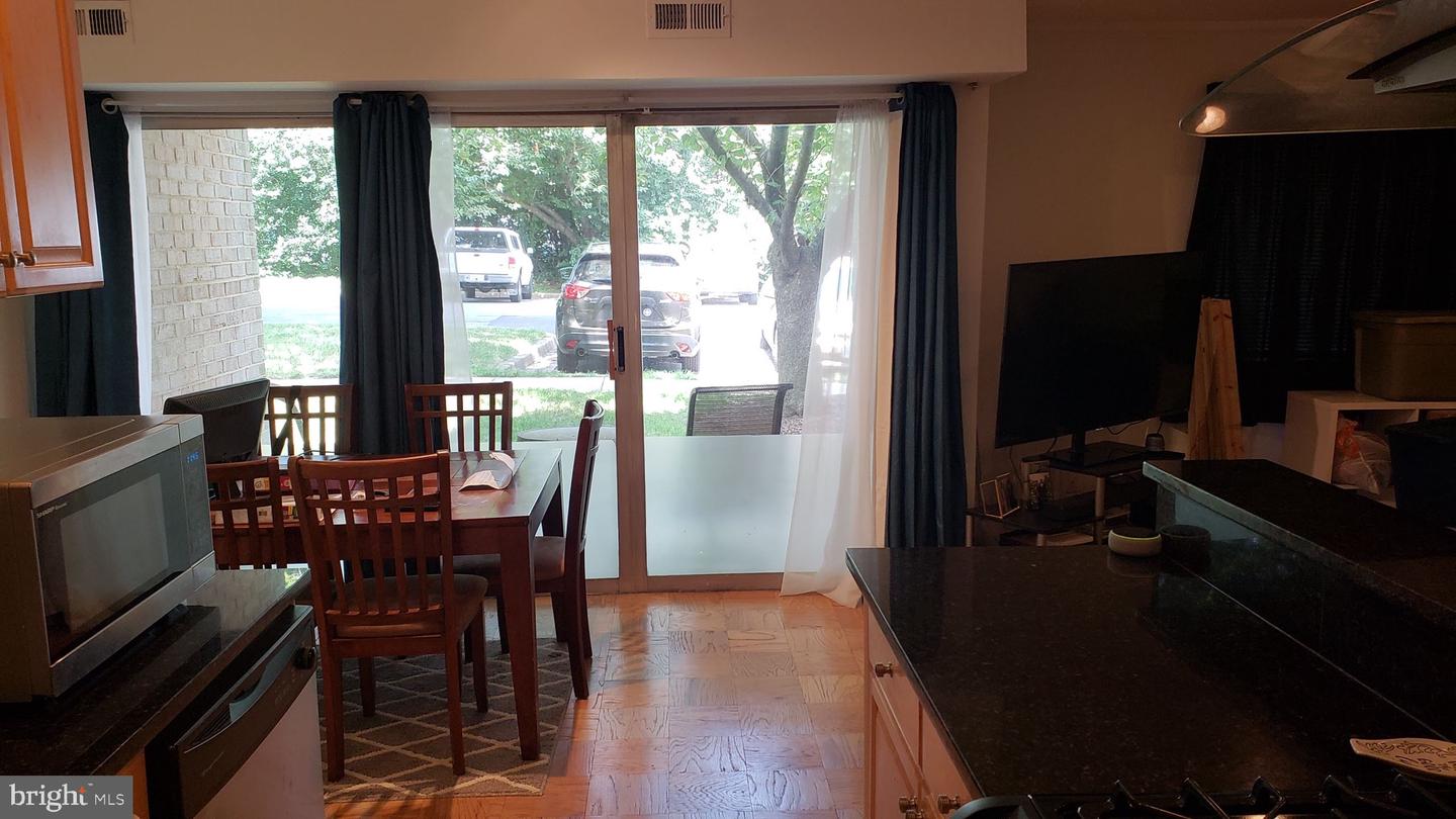 2911 CHARING CROSS RD #07/6, FALLS CHURCH, Virginia 22042, 1 Bedroom Bedrooms, ,1 BathroomBathrooms,Residential,For sale,2911 CHARING CROSS RD #07/6,VAFX2260022 MLS # VAFX2260022