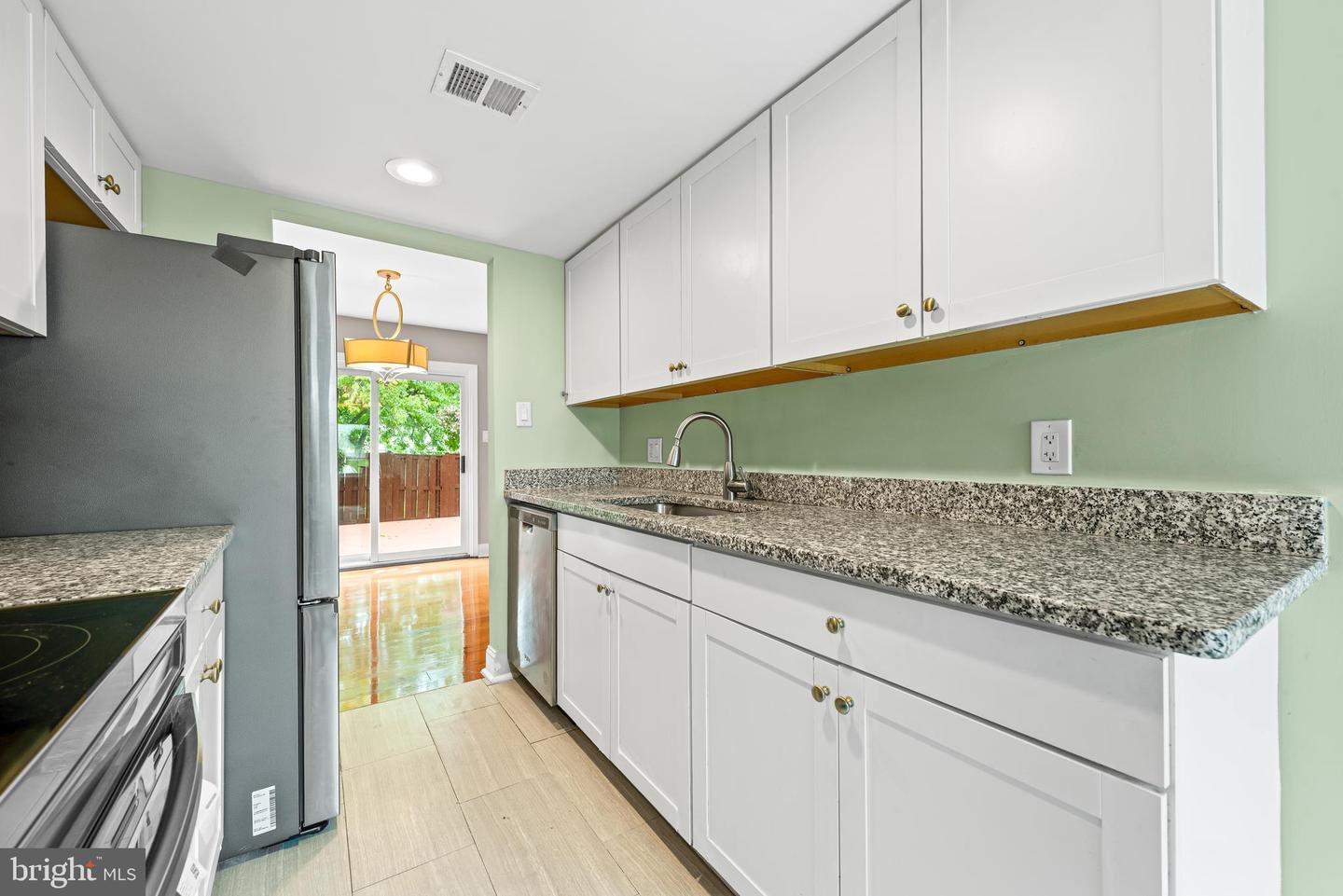 9015 MILES PL, MANASSAS, Virginia 20110, 3 Bedrooms Bedrooms, ,2 BathroomsBathrooms,Residential,For sale,9015 MILES PL,VAMN2009170 MLS # VAMN2009170
