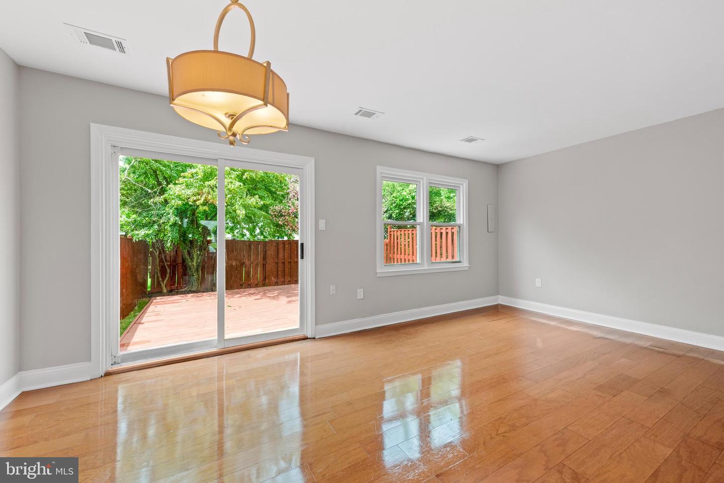 9015 MILES PL, MANASSAS, Virginia 20110, 3 Bedrooms Bedrooms, ,2 BathroomsBathrooms,Residential,For sale,9015 MILES PL,VAMN2009170 MLS # VAMN2009170