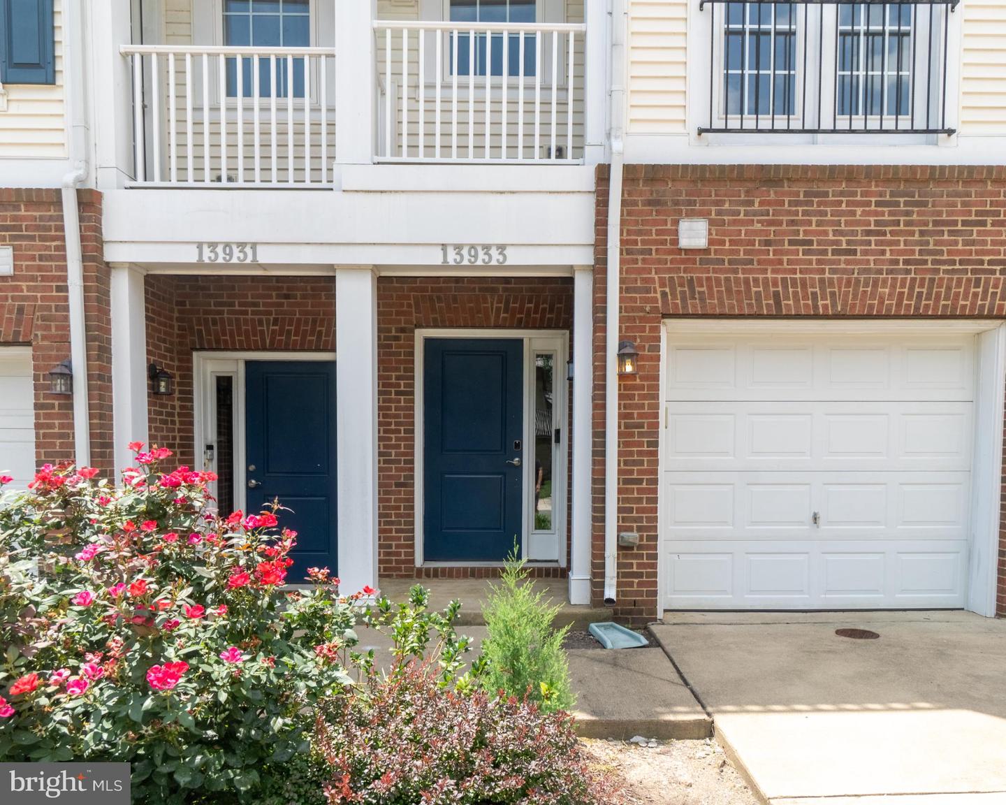 13933 HOLLOW WIND WAY #101, WOODBRIDGE, Virginia 22191, 3 Bedrooms Bedrooms, 6 Rooms Rooms,2 BathroomsBathrooms,Residential,For sale,13933 HOLLOW WIND WAY #101,VAPW2101054 MLS # VAPW2101054