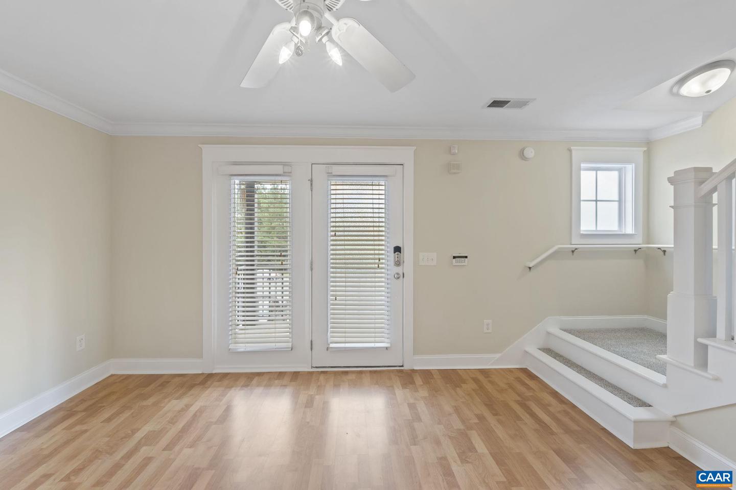 1625 ELMWOOD CT #204, CHARLOTTESVILLE, Virginia 22903, 3 Bedrooms Bedrooms, ,3 BathroomsBathrooms,Residential,For sale,1625 ELMWOOD CT #204,667618 MLS # 667618
