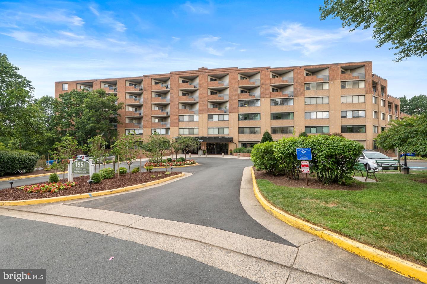 1951 SAGEWOOD LN #315, RESTON, Virginia 20191, 2 Bedrooms Bedrooms, ,2 BathroomsBathrooms,Residential,For sale,1951 SAGEWOOD LN #315,VAFX2260284 MLS # VAFX2260284