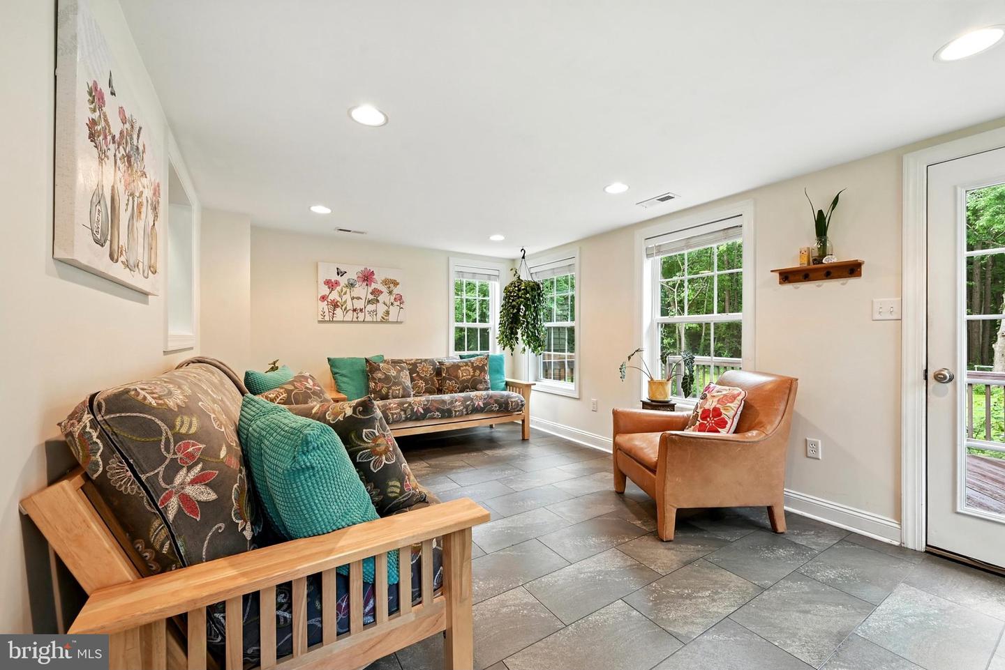 11066 GREENWOOD RD, GLEN ALLEN, Virginia 23059, 4 Bedrooms Bedrooms, 8 Rooms Rooms,3 BathroomsBathrooms,Residential,For sale,11066 GREENWOOD RD,VAHN2001022 MLS # VAHN2001022