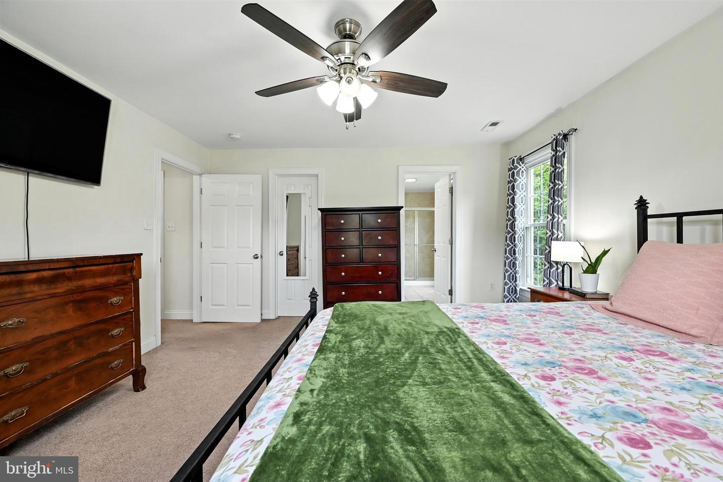 11066 GREENWOOD RD, GLEN ALLEN, Virginia 23059, 4 Bedrooms Bedrooms, 8 Rooms Rooms,3 BathroomsBathrooms,Residential,For sale,11066 GREENWOOD RD,VAHN2001022 MLS # VAHN2001022