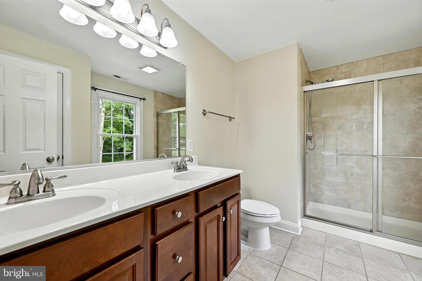 11066 GREENWOOD RD, GLEN ALLEN, Virginia 23059, 4 Bedrooms Bedrooms, 8 Rooms Rooms,3 BathroomsBathrooms,Residential,For sale,11066 GREENWOOD RD,VAHN2001022 MLS # VAHN2001022