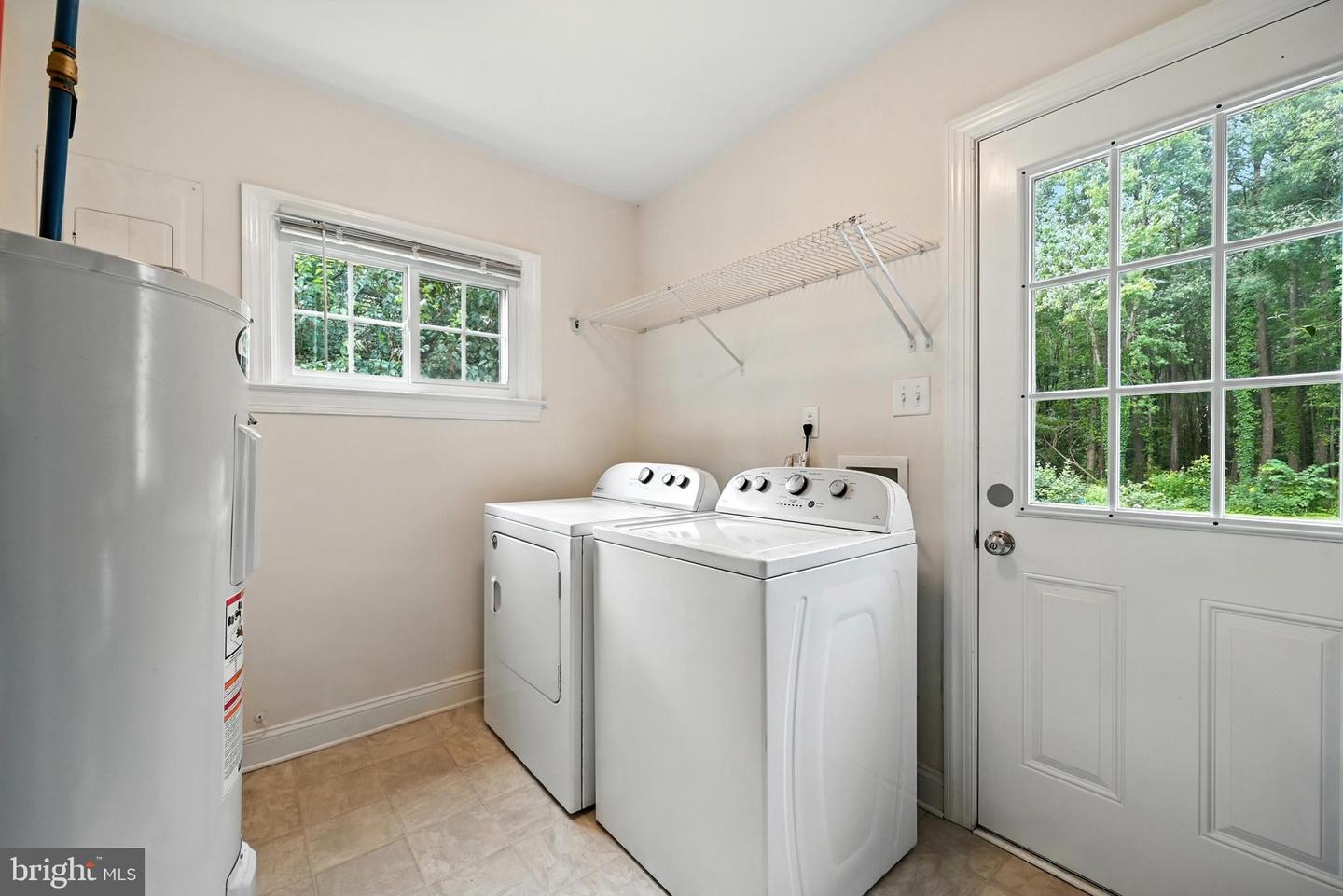 11066 GREENWOOD RD, GLEN ALLEN, Virginia 23059, 4 Bedrooms Bedrooms, 8 Rooms Rooms,3 BathroomsBathrooms,Residential,For sale,11066 GREENWOOD RD,VAHN2001022 MLS # VAHN2001022