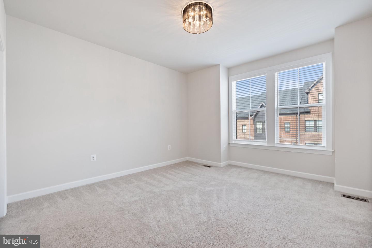 7275 NITTANY LN, ALEXANDRIA, Virginia 22306, 4 Bedrooms Bedrooms, ,3 BathroomsBathrooms,Residential,For sale,7275 NITTANY LN,VAFX2260286 MLS # VAFX2260286