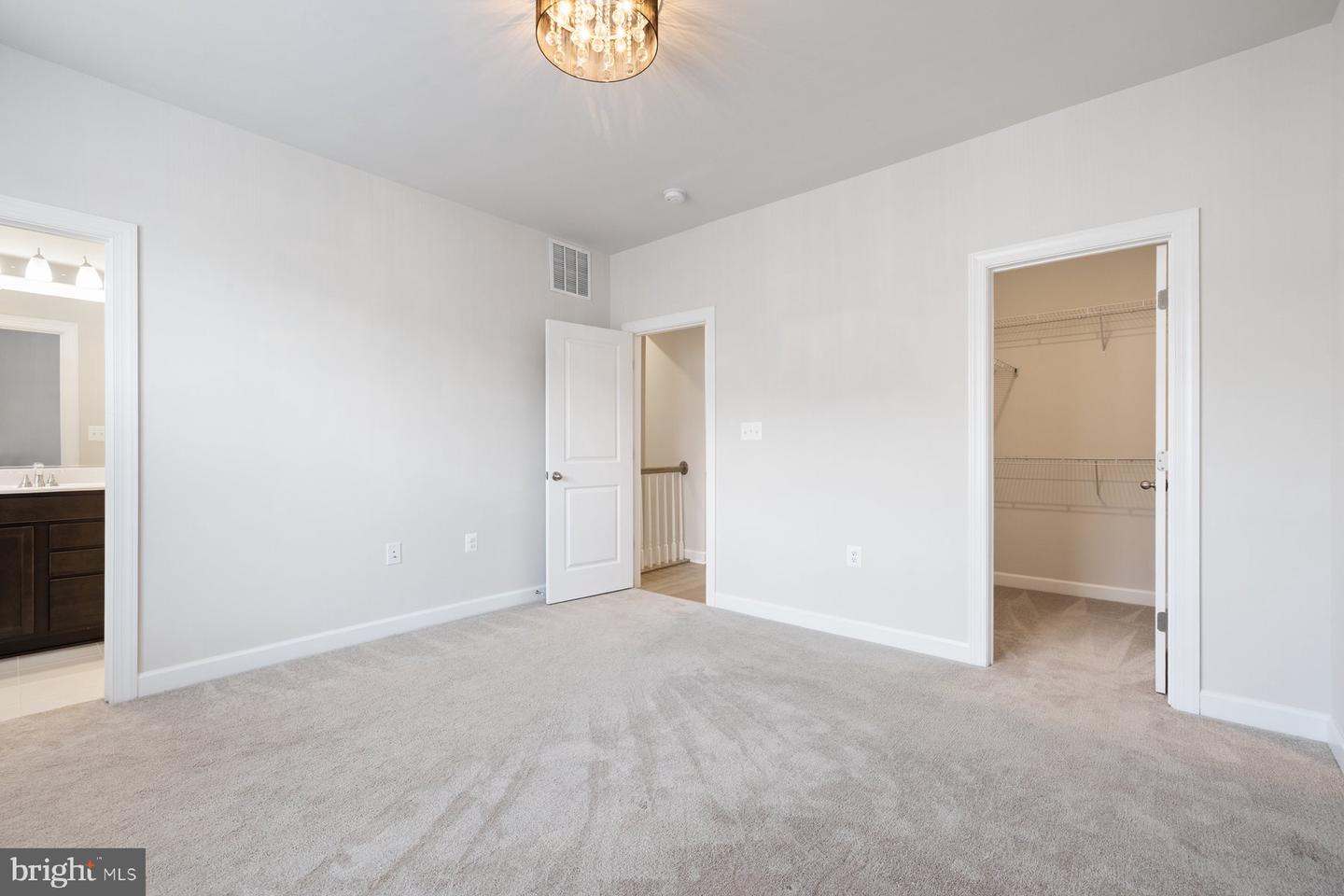 7275 NITTANY LN, ALEXANDRIA, Virginia 22306, 4 Bedrooms Bedrooms, ,3 BathroomsBathrooms,Residential,For sale,7275 NITTANY LN,VAFX2260286 MLS # VAFX2260286