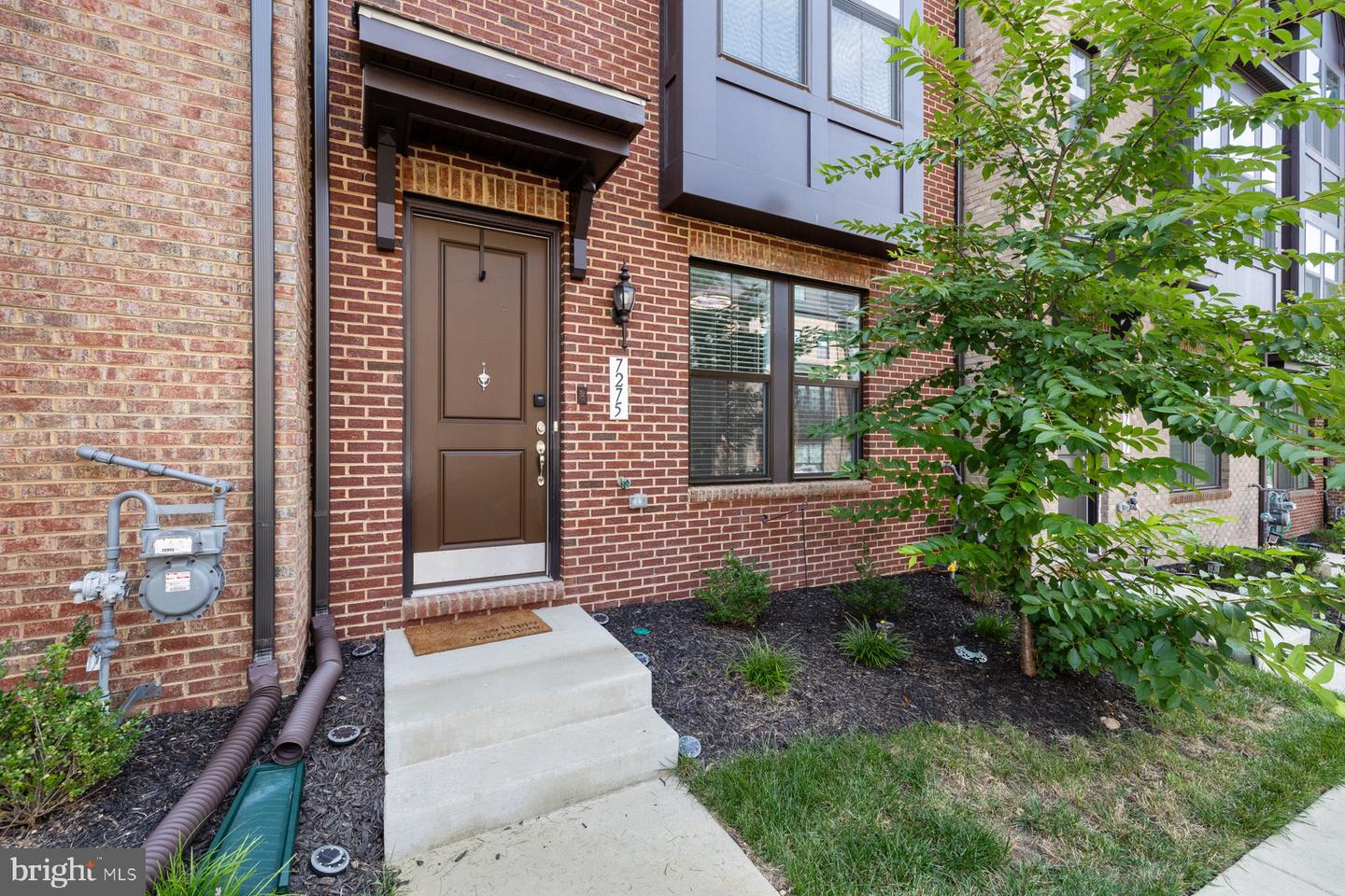 7275 NITTANY LN, ALEXANDRIA, Virginia 22306, 4 Bedrooms Bedrooms, ,3 BathroomsBathrooms,Residential,For sale,7275 NITTANY LN,VAFX2260286 MLS # VAFX2260286