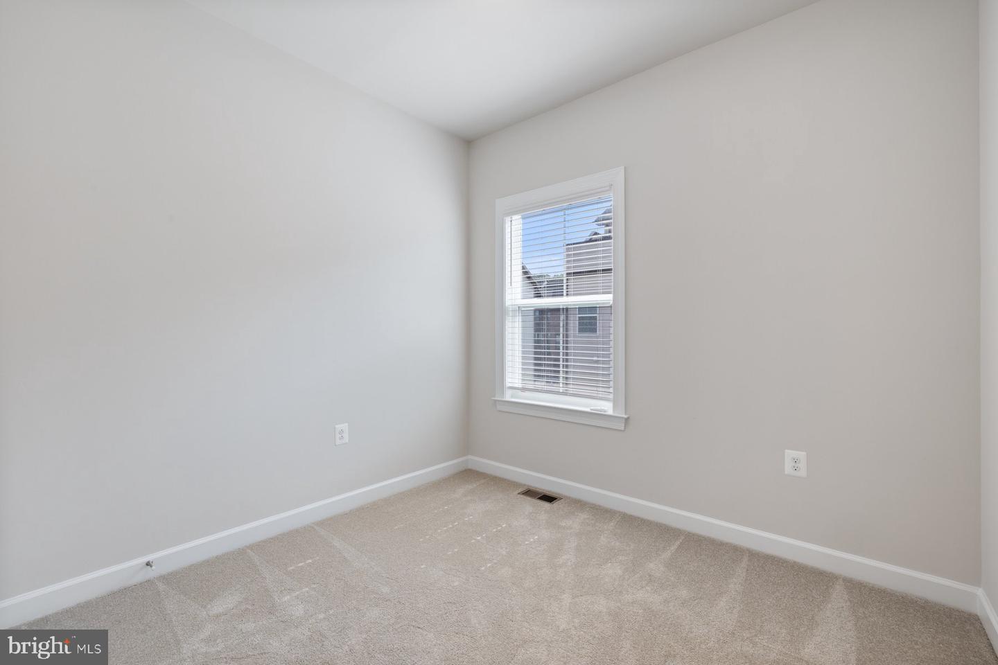 7275 NITTANY LN, ALEXANDRIA, Virginia 22306, 4 Bedrooms Bedrooms, ,3 BathroomsBathrooms,Residential,For sale,7275 NITTANY LN,VAFX2260286 MLS # VAFX2260286