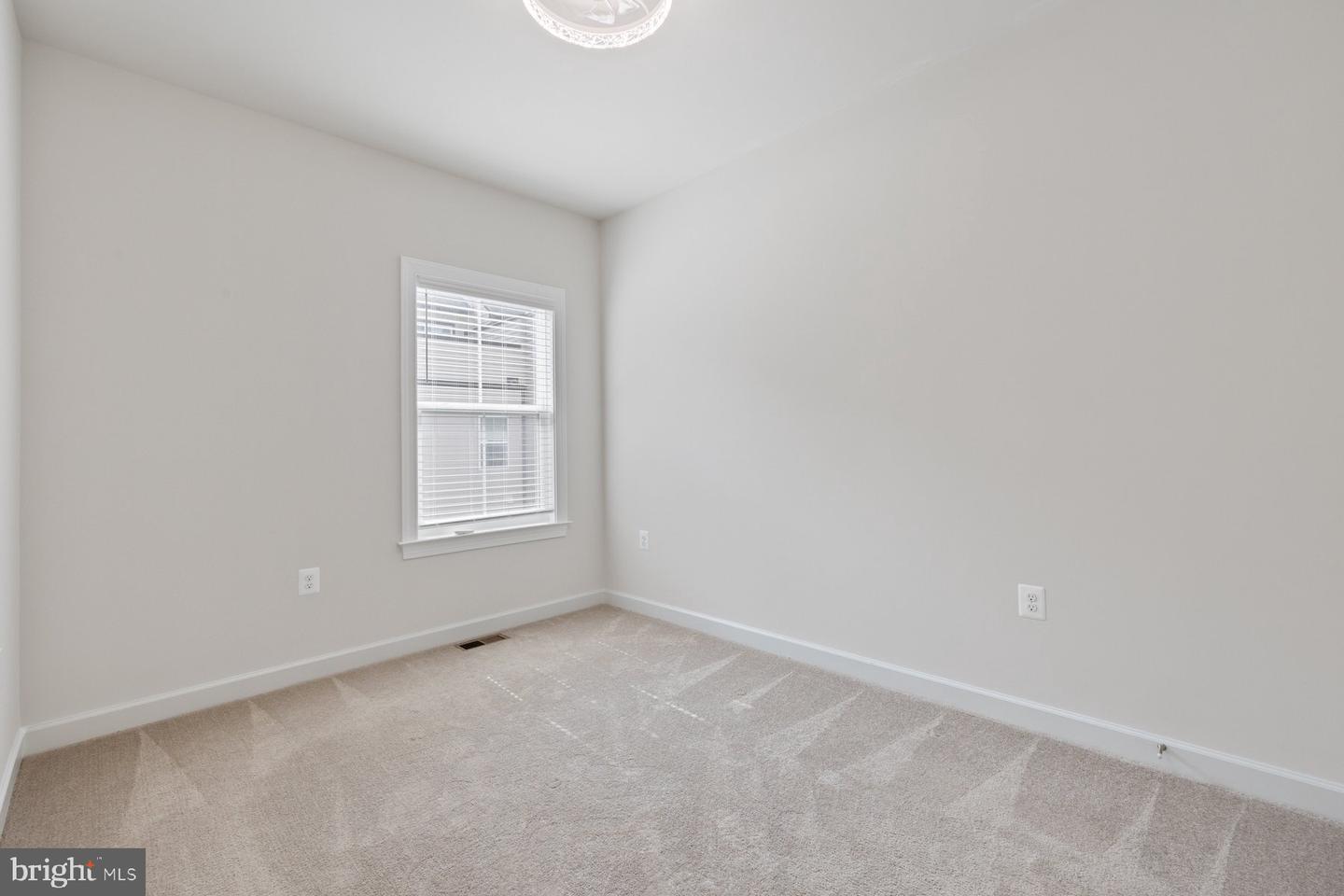 7275 NITTANY LN, ALEXANDRIA, Virginia 22306, 4 Bedrooms Bedrooms, ,3 BathroomsBathrooms,Residential,For sale,7275 NITTANY LN,VAFX2260286 MLS # VAFX2260286