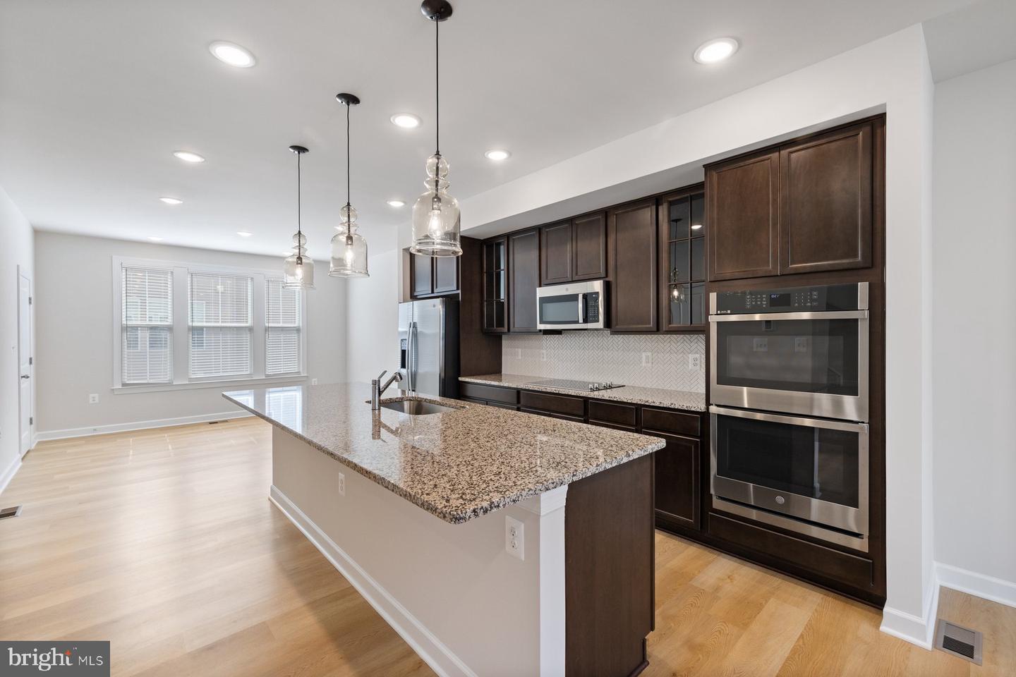 7275 NITTANY LN, ALEXANDRIA, Virginia 22306, 4 Bedrooms Bedrooms, ,3 BathroomsBathrooms,Residential,For sale,7275 NITTANY LN,VAFX2260286 MLS # VAFX2260286