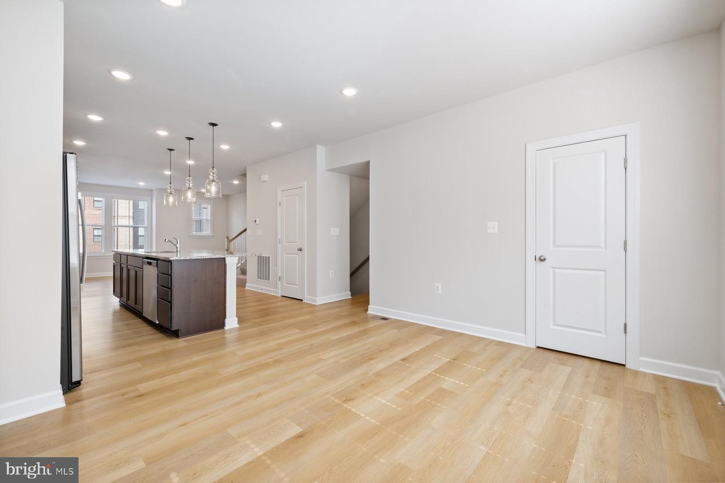 7275 NITTANY LN, ALEXANDRIA, Virginia 22306, 4 Bedrooms Bedrooms, ,3 BathroomsBathrooms,Residential,For sale,7275 NITTANY LN,VAFX2260286 MLS # VAFX2260286