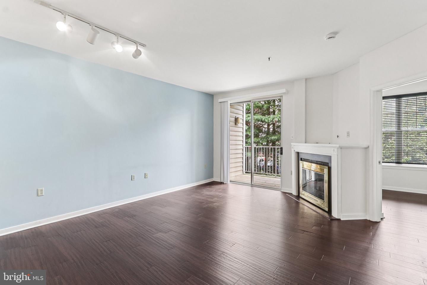 1641 INTERNATIONAL DR #207, MCLEAN, Virginia 22102, 2 Bedrooms Bedrooms, ,1 BathroomBathrooms,Residential,For sale,1641 INTERNATIONAL DR #207,VAFX2260396 MLS # VAFX2260396