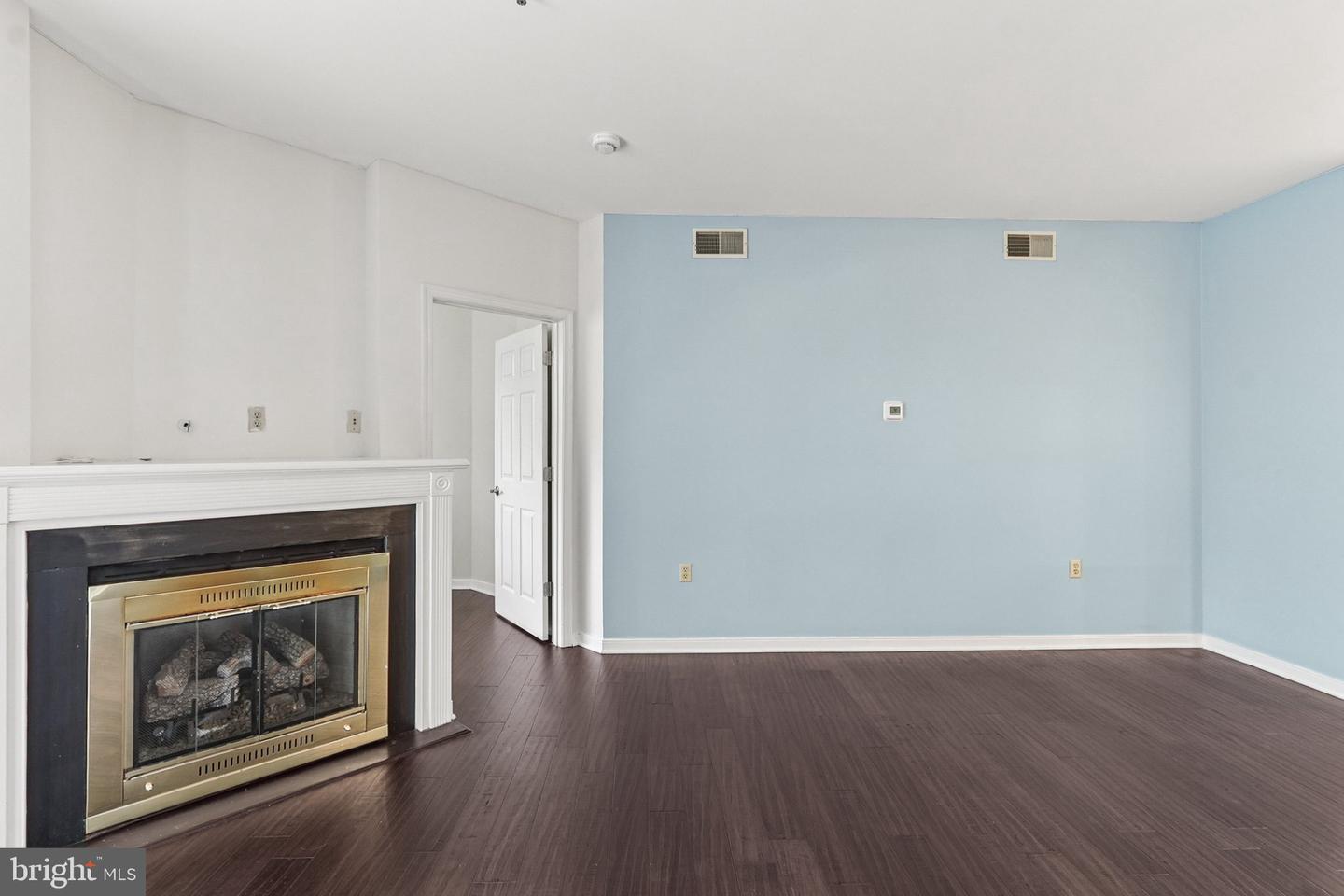 1641 INTERNATIONAL DR #207, MCLEAN, Virginia 22102, 2 Bedrooms Bedrooms, ,1 BathroomBathrooms,Residential,For sale,1641 INTERNATIONAL DR #207,VAFX2260396 MLS # VAFX2260396