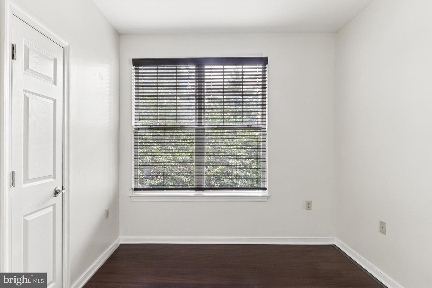 1641 INTERNATIONAL DR #207, MCLEAN, Virginia 22102, 2 Bedrooms Bedrooms, ,1 BathroomBathrooms,Residential,For sale,1641 INTERNATIONAL DR #207,VAFX2260396 MLS # VAFX2260396