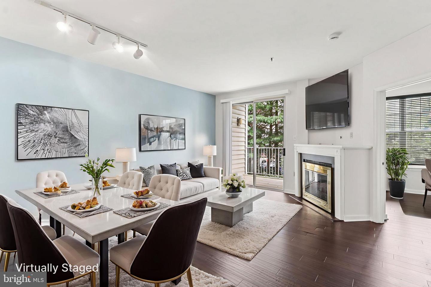 1641 INTERNATIONAL DR #207, MCLEAN, Virginia 22102, 2 Bedrooms Bedrooms, ,1 BathroomBathrooms,Residential,For sale,1641 INTERNATIONAL DR #207,VAFX2260396 MLS # VAFX2260396
