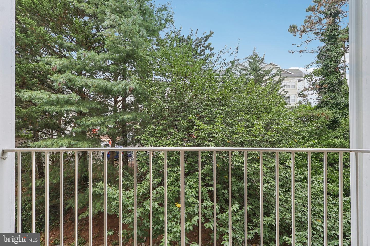1641 INTERNATIONAL DR #207, MCLEAN, Virginia 22102, 2 Bedrooms Bedrooms, ,1 BathroomBathrooms,Residential,For sale,1641 INTERNATIONAL DR #207,VAFX2260396 MLS # VAFX2260396