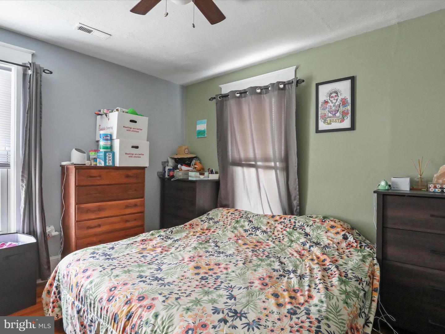 141 N FUNK ST, STRASBURG, Virginia 22657, 4 Bedrooms Bedrooms, ,1 BathroomBathrooms,Residential,For sale,141 N FUNK ST,VASH2012200 MLS # VASH2012200
