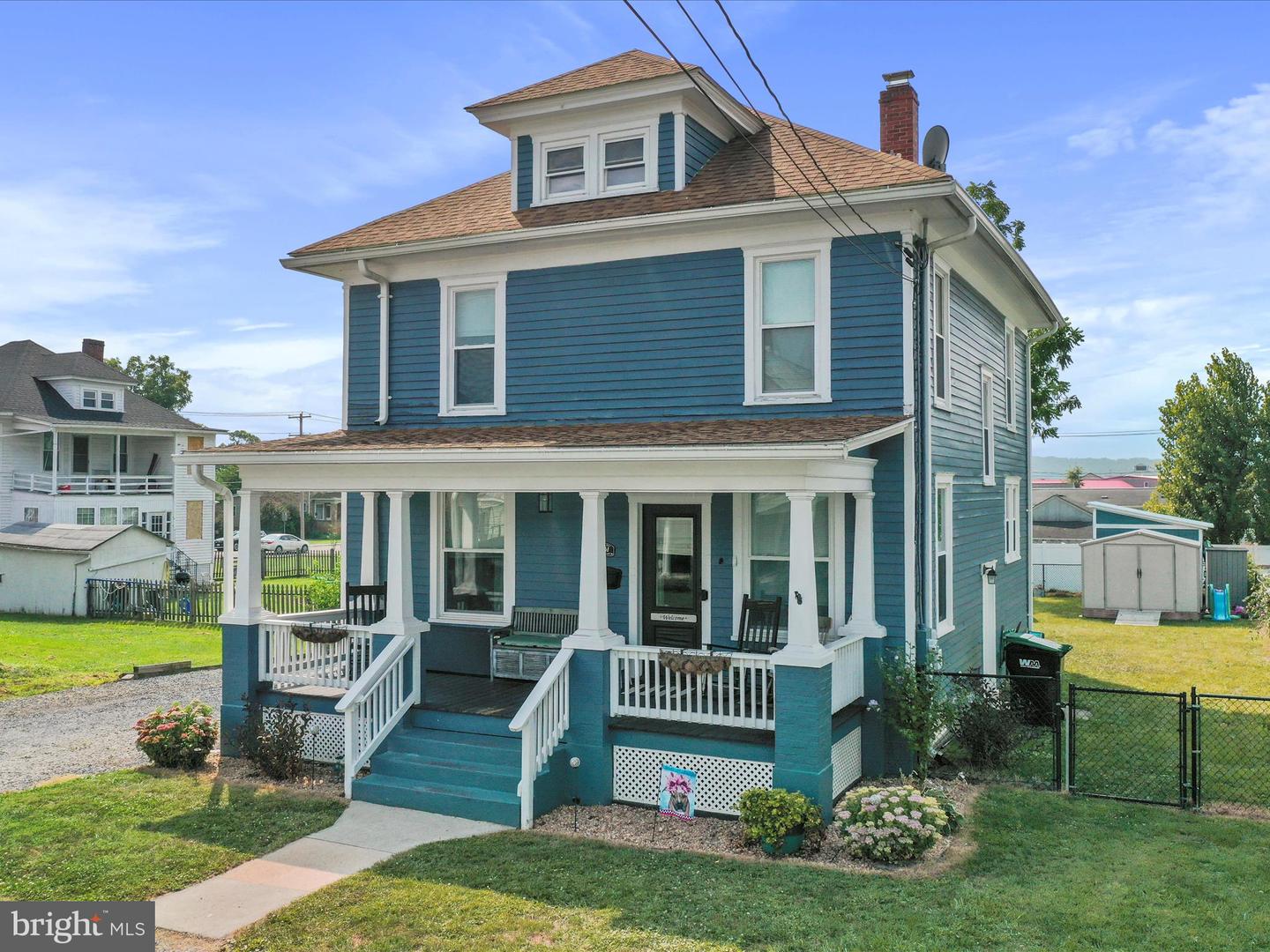 141 N FUNK ST, STRASBURG, Virginia 22657, 4 Bedrooms Bedrooms, ,1 BathroomBathrooms,Residential,For sale,141 N FUNK ST,VASH2012200 MLS # VASH2012200