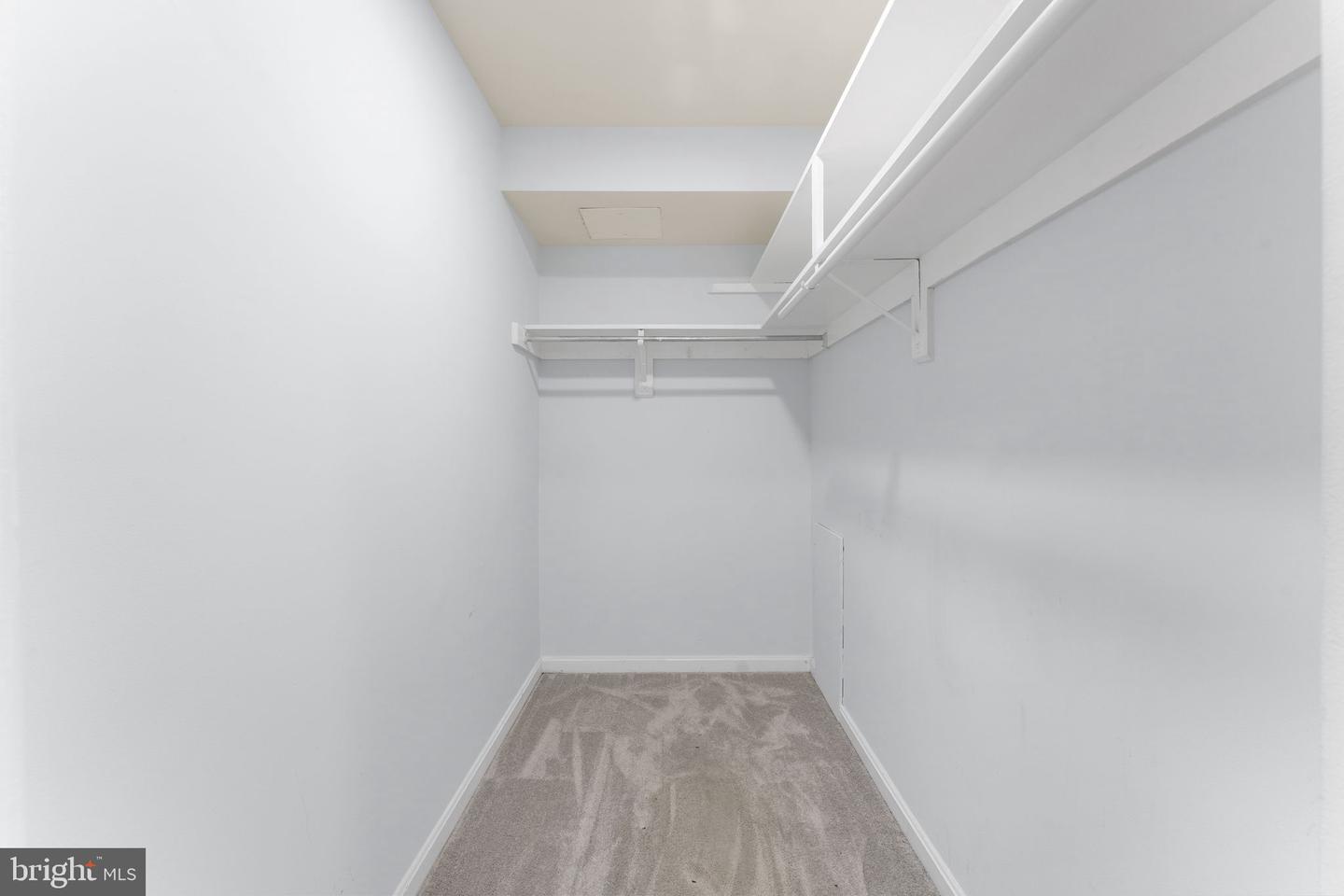 1 CANTERBURY SQ #101, ALEXANDRIA, Virginia 22304, 2 Bedrooms Bedrooms, ,1 BathroomBathrooms,Residential,For sale,1 CANTERBURY SQ #101,VAAX2048460 MLS # VAAX2048460