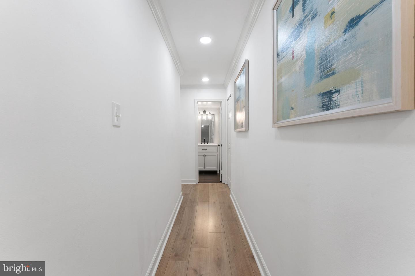 1 CANTERBURY SQ #101, ALEXANDRIA, Virginia 22304, 2 Bedrooms Bedrooms, ,1 BathroomBathrooms,Residential,For sale,1 CANTERBURY SQ #101,VAAX2048460 MLS # VAAX2048460