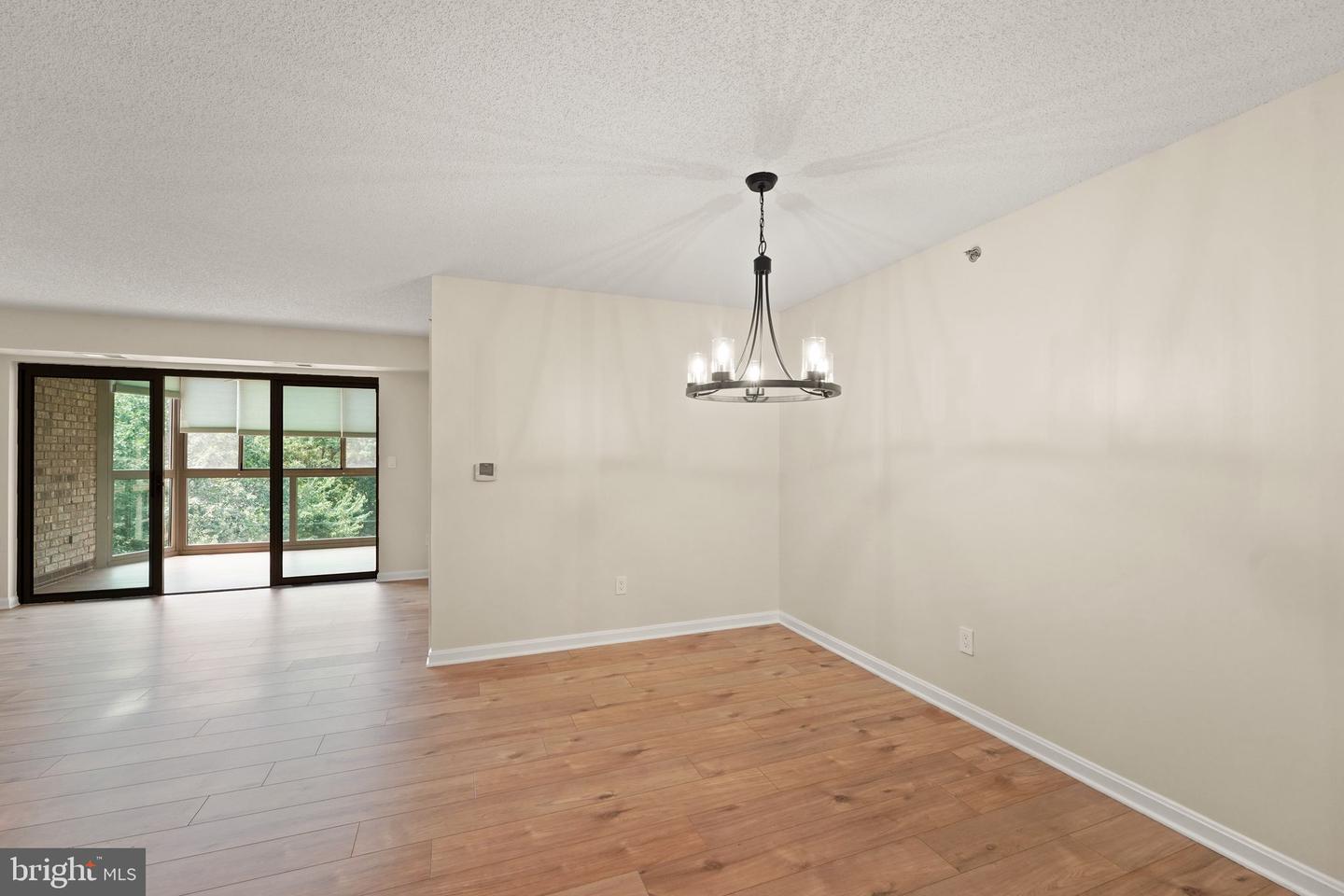 19385 CYPRESS RIDGE TER #522, LEESBURG, Virginia 20176, 2 Bedrooms Bedrooms, ,2 BathroomsBathrooms,Residential,For sale,19385 CYPRESS RIDGE TER #522,VALO2104358 MLS # VALO2104358