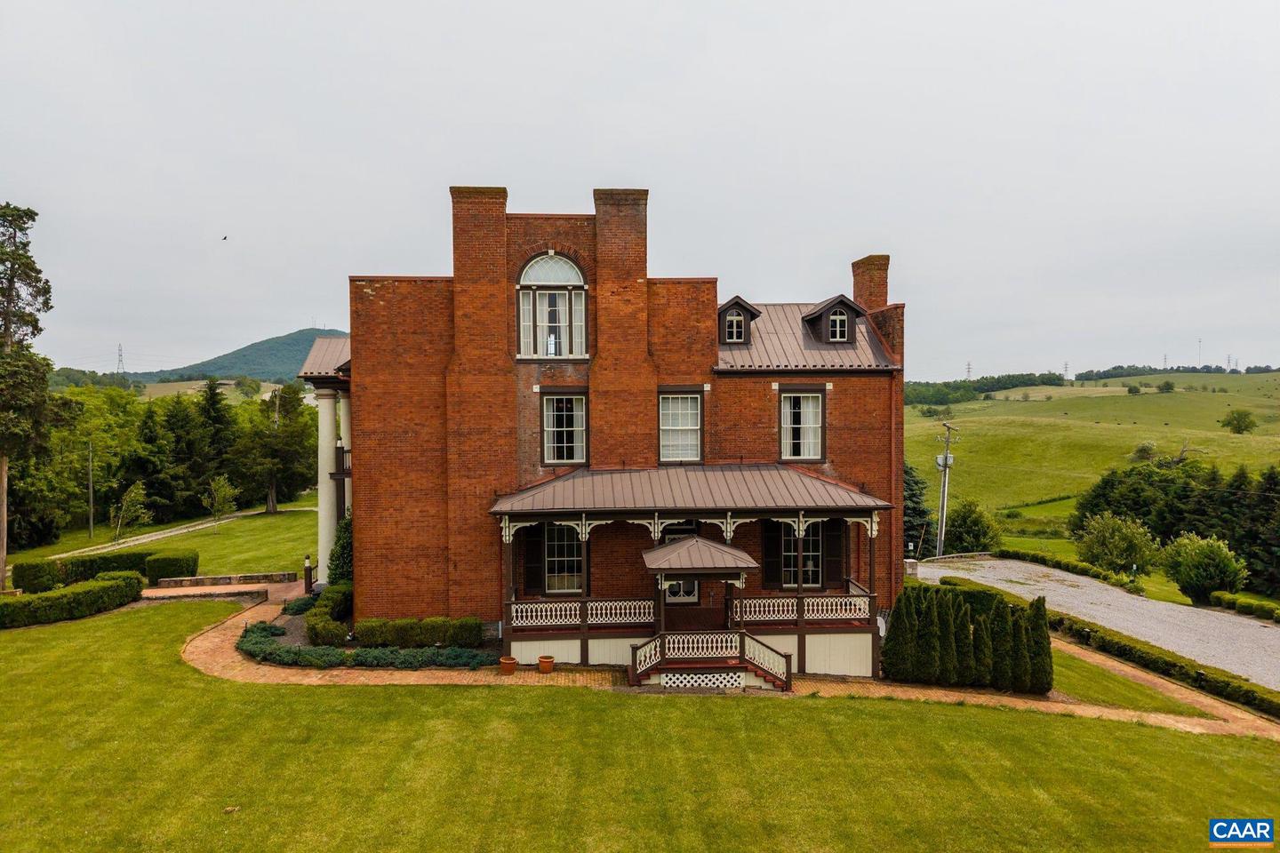 325B FACTORY OUTLET DR, MAX MEADOWS, Virginia 24360, 5 Bedrooms Bedrooms, ,3 BathroomsBathrooms,Residential,For sale,325B FACTORY OUTLET DR,667720 MLS # 667720