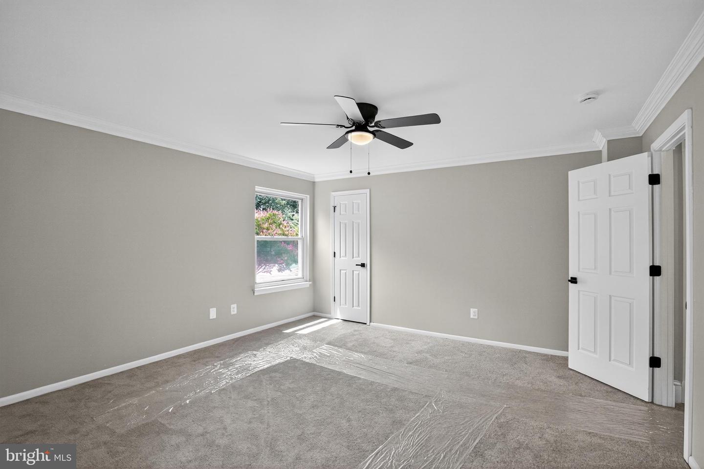310 MISSOURI AVE, HERNDON, Virginia 20170, 4 Bedrooms Bedrooms, ,2 BathroomsBathrooms,Residential,For sale,310 MISSOURI AVE,VAFX2260686 MLS # VAFX2260686