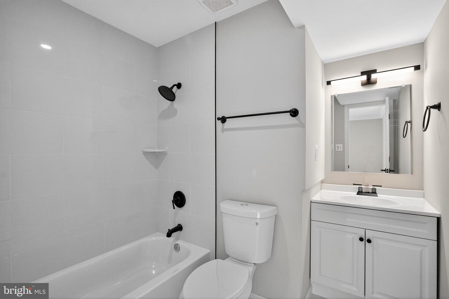 310 MISSOURI AVE, HERNDON, Virginia 20170, 4 Bedrooms Bedrooms, ,2 BathroomsBathrooms,Residential,For sale,310 MISSOURI AVE,VAFX2260686 MLS # VAFX2260686