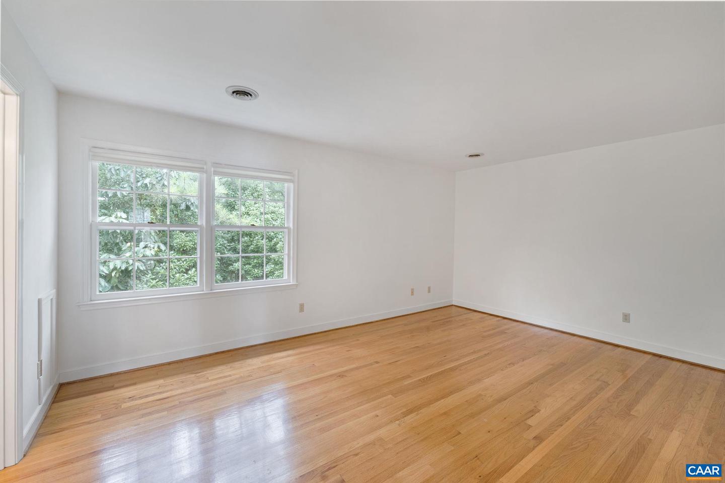 2752 HYDRAULIC RD, CHARLOTTESVILLE, Virginia 22901, 3 Bedrooms Bedrooms, ,2 BathroomsBathrooms,Residential,For sale,2752 HYDRAULIC RD,667732 MLS # 667732