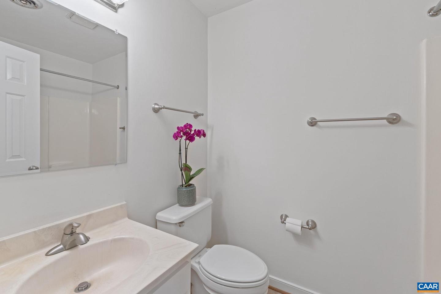 2752 HYDRAULIC RD, CHARLOTTESVILLE, Virginia 22901, 3 Bedrooms Bedrooms, ,2 BathroomsBathrooms,Residential,For sale,2752 HYDRAULIC RD,667732 MLS # 667732