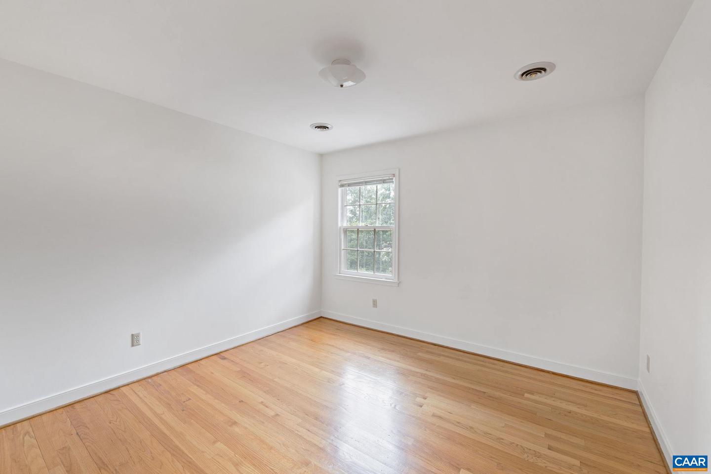 2752 HYDRAULIC RD, CHARLOTTESVILLE, Virginia 22901, 3 Bedrooms Bedrooms, ,2 BathroomsBathrooms,Residential,For sale,2752 HYDRAULIC RD,667732 MLS # 667732