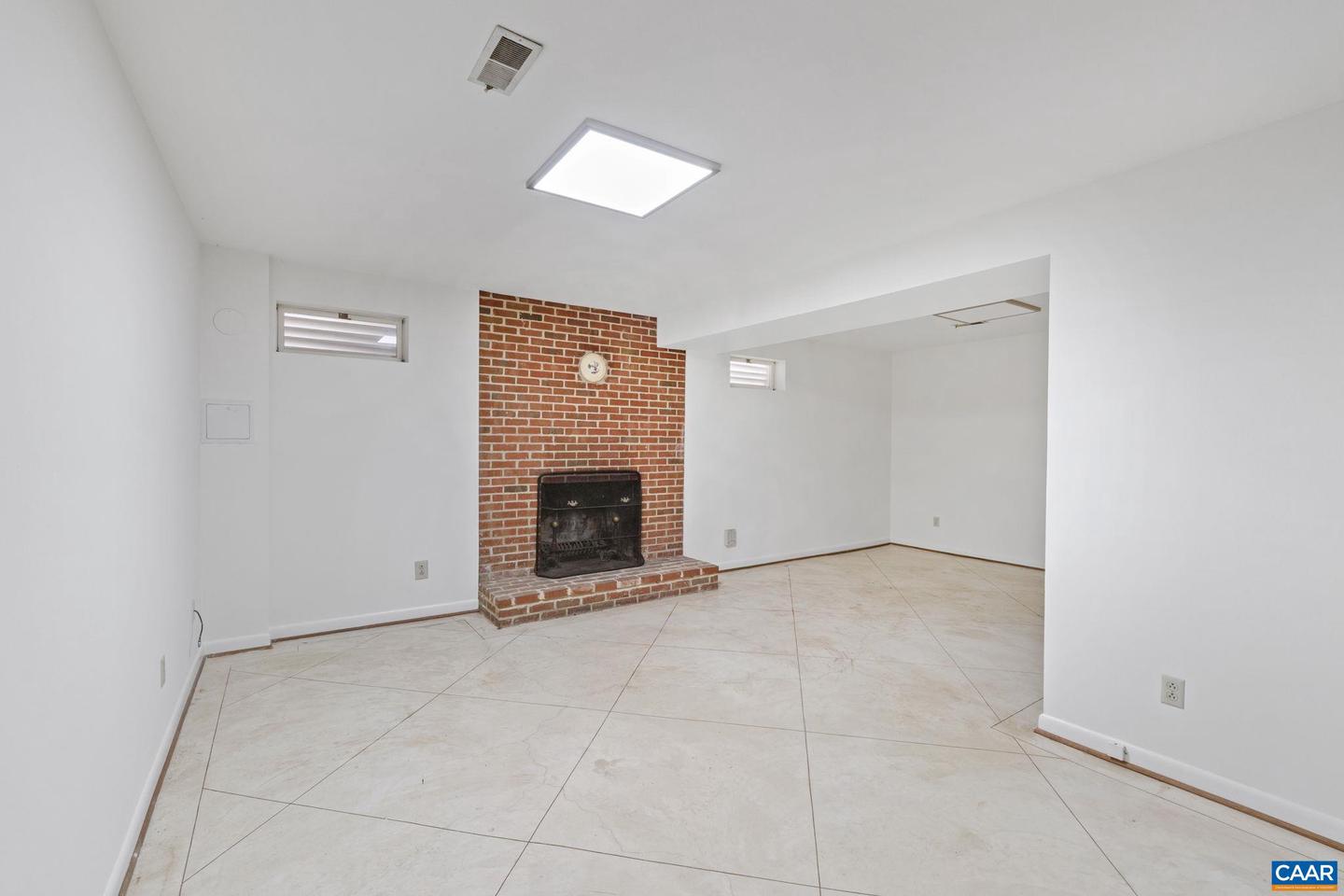 2752 HYDRAULIC RD, CHARLOTTESVILLE, Virginia 22901, 3 Bedrooms Bedrooms, ,2 BathroomsBathrooms,Residential,For sale,2752 HYDRAULIC RD,667732 MLS # 667732