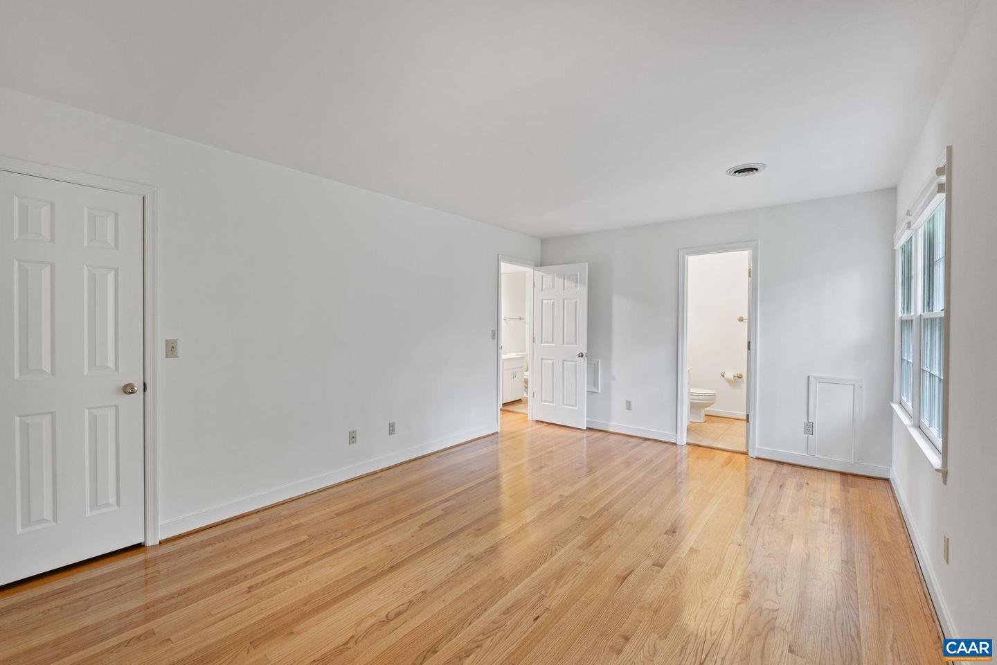 2752 HYDRAULIC RD, CHARLOTTESVILLE, Virginia 22901, 3 Bedrooms Bedrooms, ,2 BathroomsBathrooms,Residential,For sale,2752 HYDRAULIC RD,667732 MLS # 667732