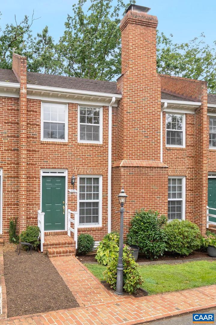 2752 HYDRAULIC RD, CHARLOTTESVILLE, Virginia 22901, 3 Bedrooms Bedrooms, ,2 BathroomsBathrooms,Residential,For sale,2752 HYDRAULIC RD,667732 MLS # 667732