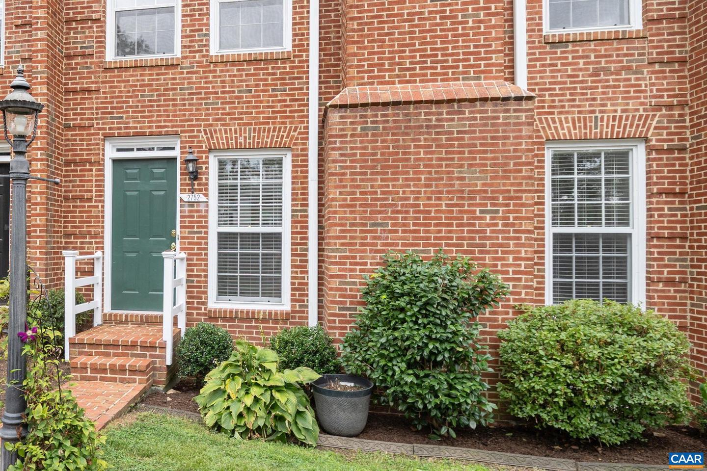 2752 HYDRAULIC RD, CHARLOTTESVILLE, Virginia 22901, 3 Bedrooms Bedrooms, ,2 BathroomsBathrooms,Residential,For sale,2752 HYDRAULIC RD,667732 MLS # 667732