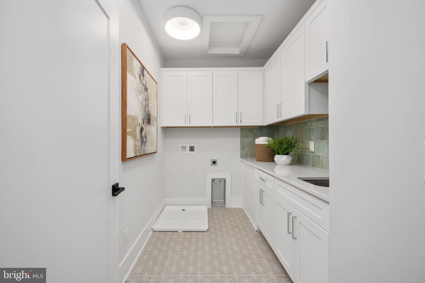 8607 ROSNI WAY, FREDERICKSBURG, Virginia 22407, 3 Bedrooms Bedrooms, ,2 BathroomsBathrooms,Residential,For sale,8607 ROSNI WAY,VASP2035416 MLS # VASP2035416